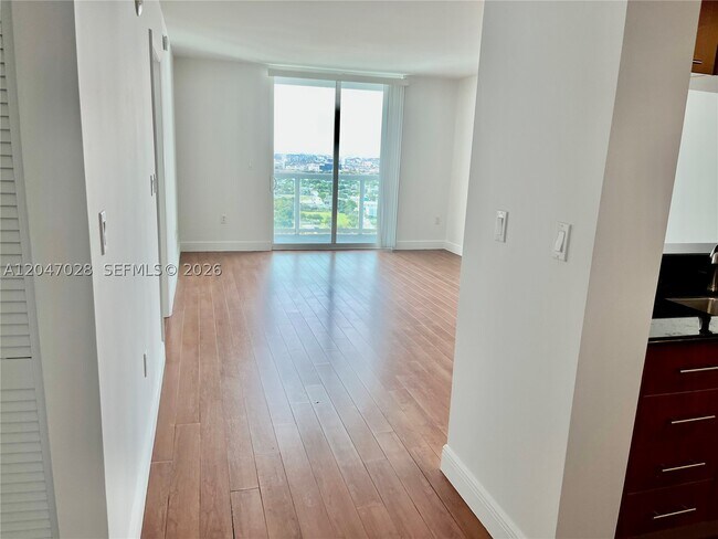 Foto del edificio - 1800 N Bayshore Dr