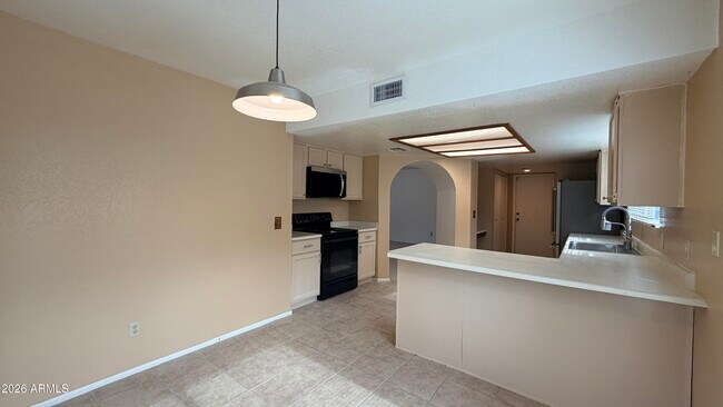Foto del edificio - 1559 E Whitten St