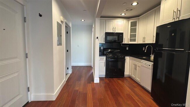 Foto del edificio - 53-62 61st St