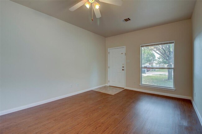 Building Photo - 209 Marvin Cove