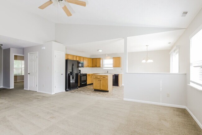 Building Photo - 457 Sable Chase