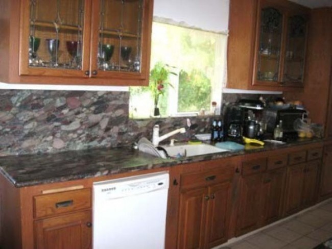 Building Photo - 6034 Rainbow Heights Rd