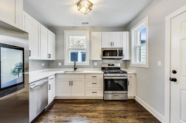 Foto del edificio - 4515 N Christiana Ave