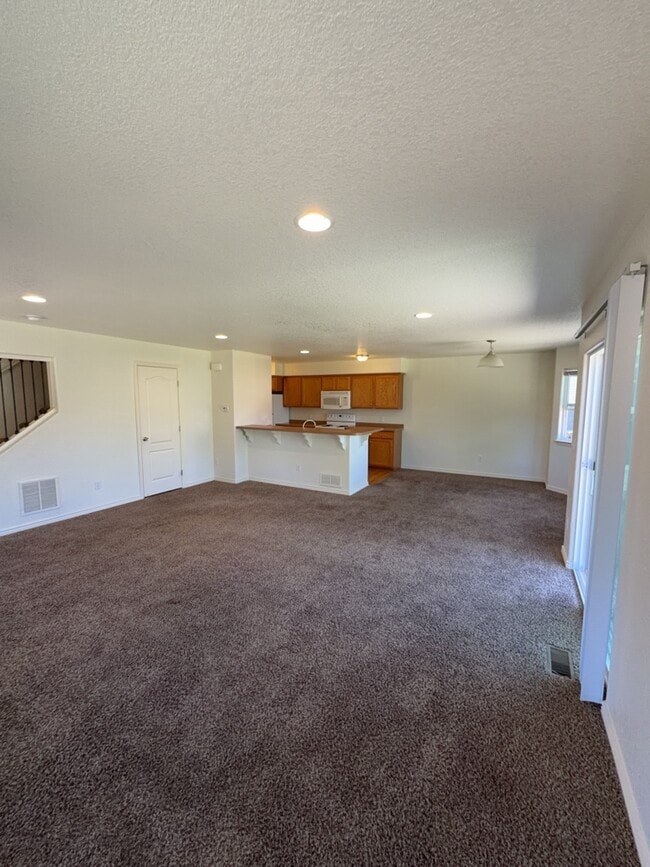 Building Photo - 6628 Watusi Rd