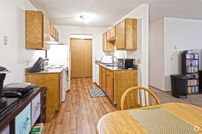 Surround Yourself With Granite Counters - The Bluffs