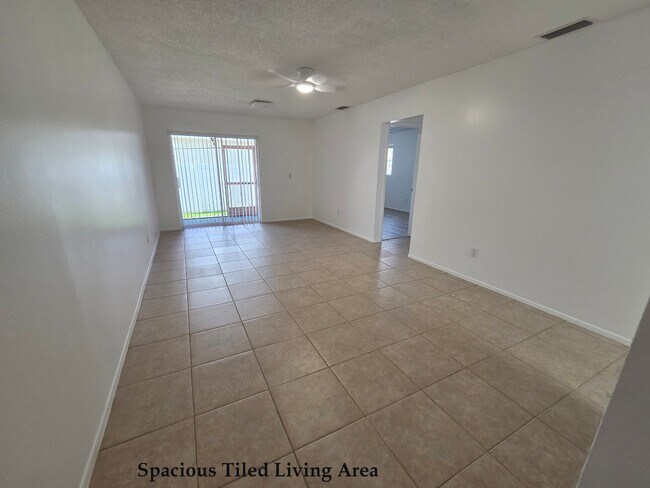 Foto del edificio - 3131 16th St N