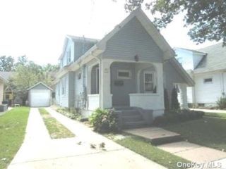 Primary Photo - 16 Beverly Ave