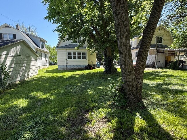 Foto del edificio - 3 bed, 1.5 bath home for lease!