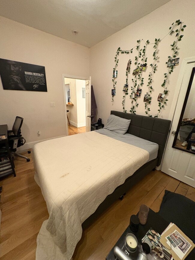 Building Photo - 866 Huntington Ave