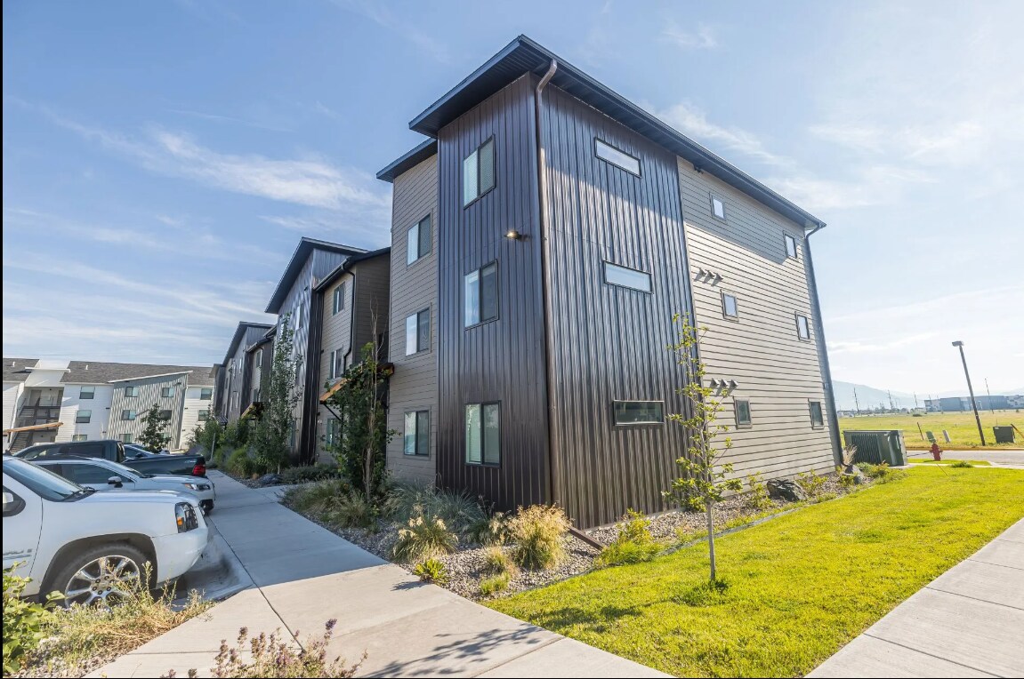 1100 Rosa Way, Bozeman, MT 59718 1100 Rosa Way Bozeman, MT