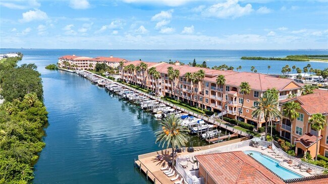 Foto del edificio - 5000 Culbreath Key Way