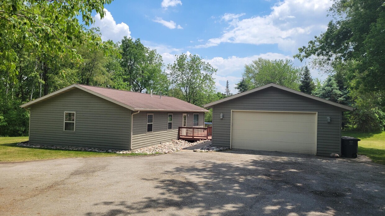 Foto principal - W5991 Mariner Hills Trail