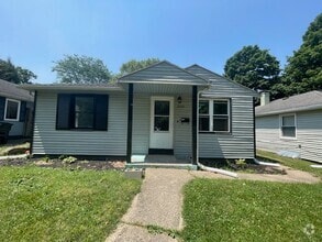Building Photo - 2229 Parkview Pl
