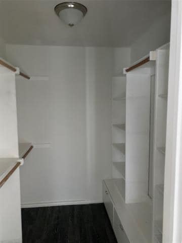 Building Photo - 400 St Durney Ct