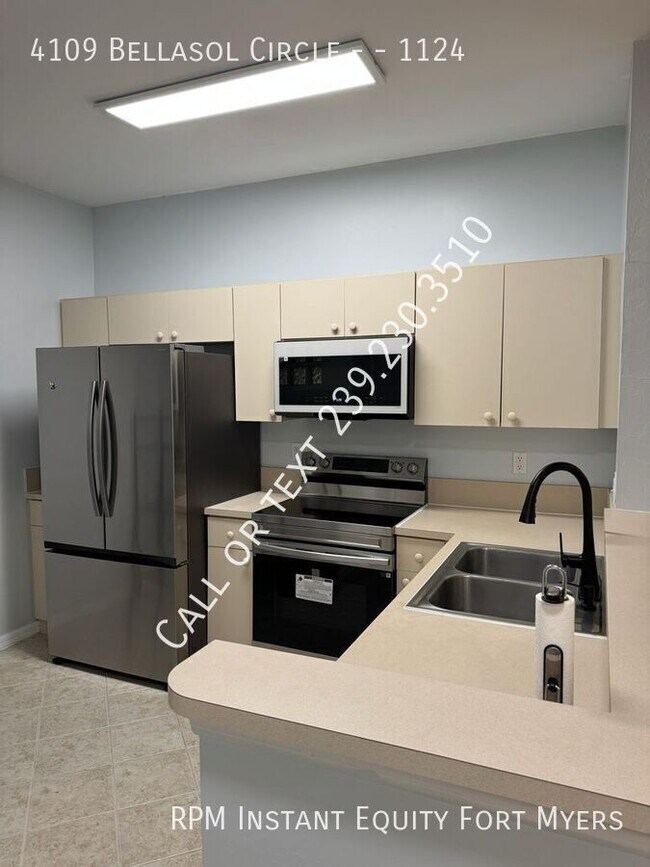 Building Photo - 4109 Bellasol Cir