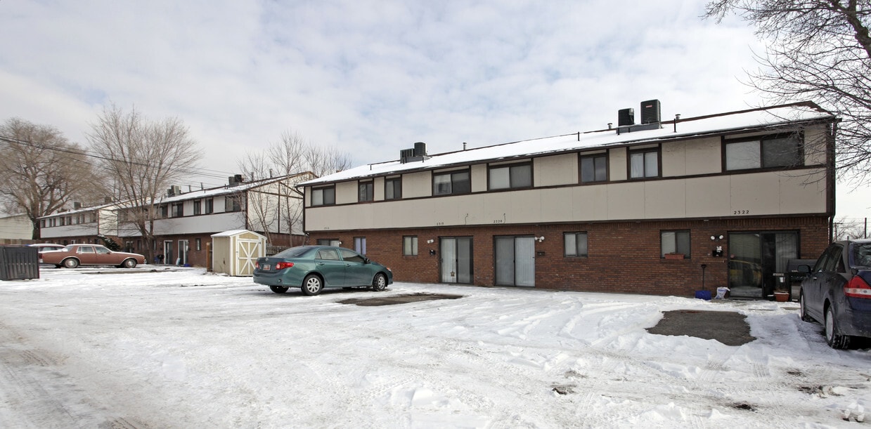 Primary Photo - 2300-2306 S 700 E
