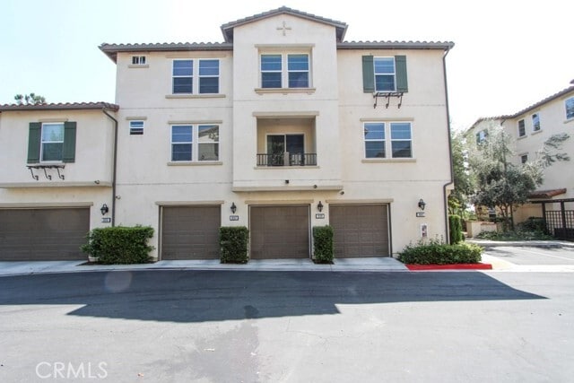 Building Photo - 941 S Bluff Rd