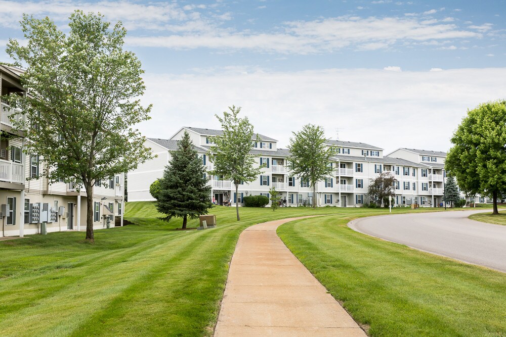 York Creek Apartments Apartments in Comstock Park, MI