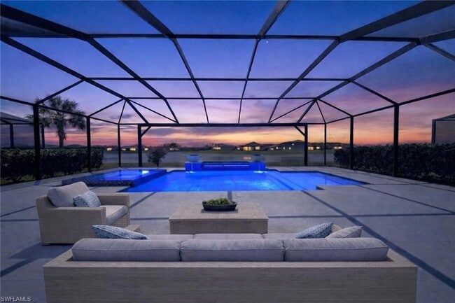 Foto del edificio - 20060 Hartford Blvd