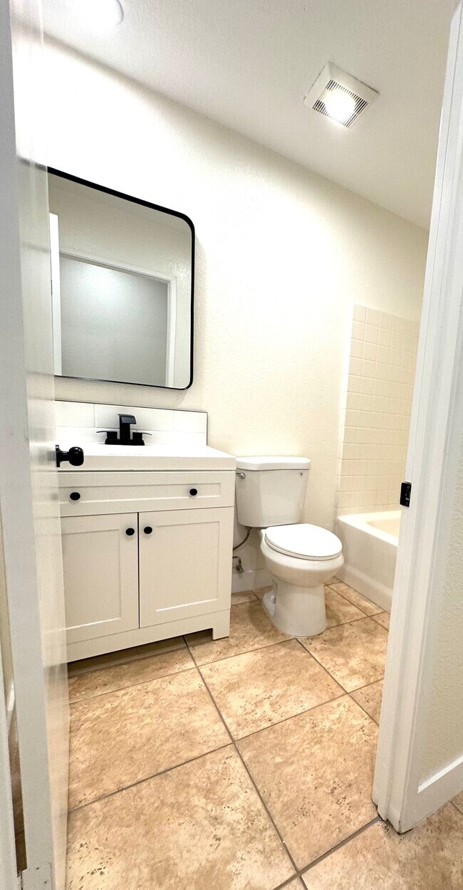 Foto del edificio - 47761 Poseidon Cir
