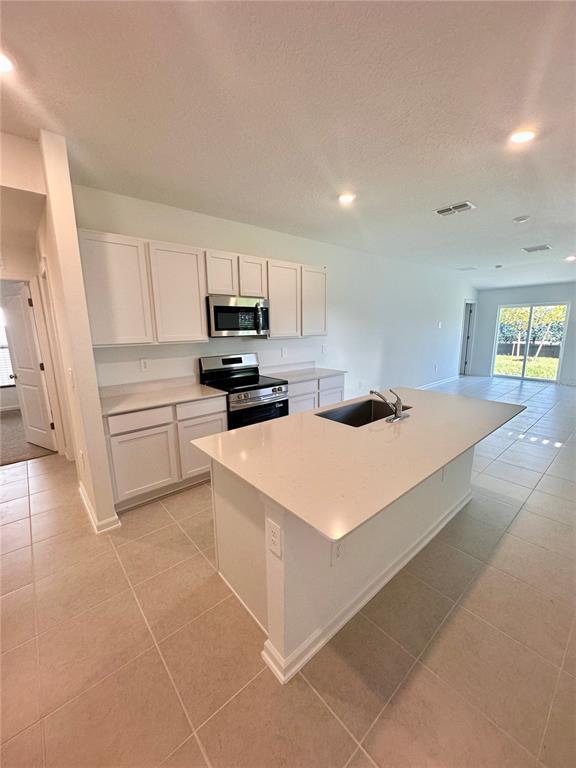 Foto del edificio - 2199 Chris Dr