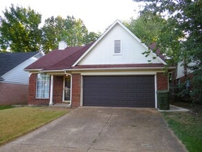 Building Photo - 2244 Lake Hill Ct