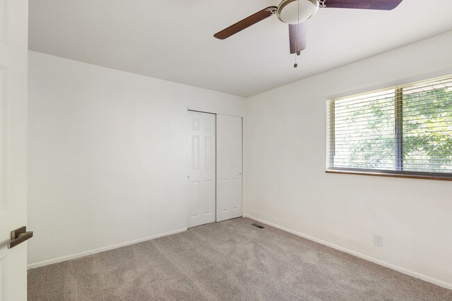 Building Photo - Kingston Apartments