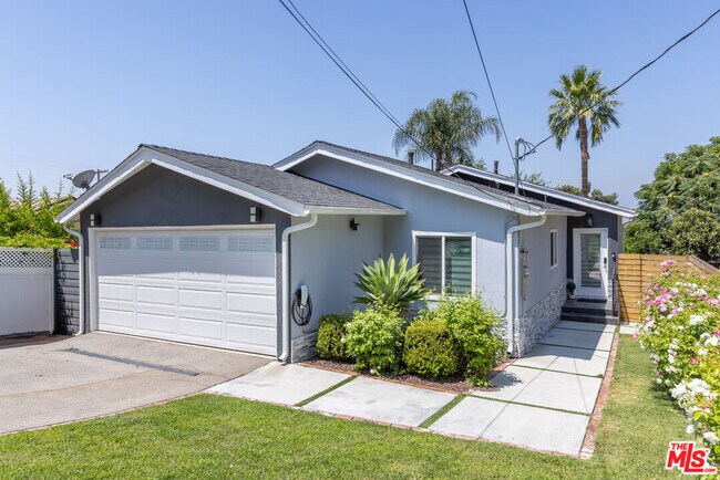 Building Photo - 10315 Fairgrove Ave