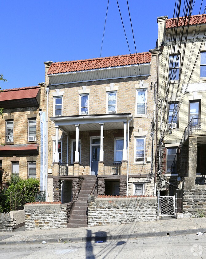 Fotografía del edificio - 46 S Bleeker St