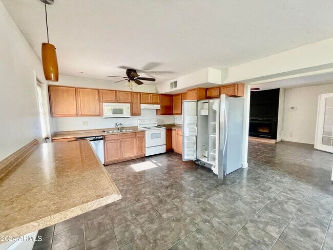 Foto del edificio - 11232 N 15th Ln