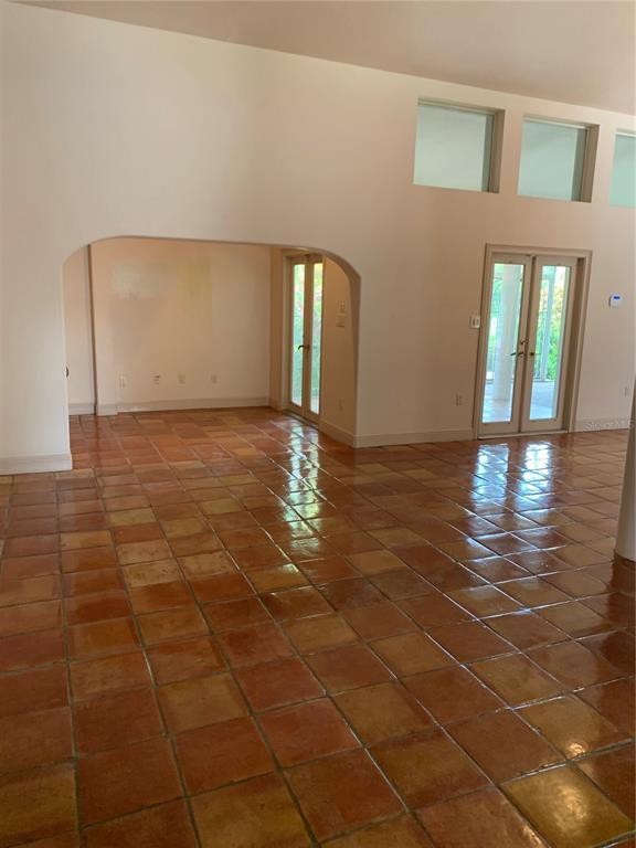 Foto del edificio - 4935 Riverwood Ave