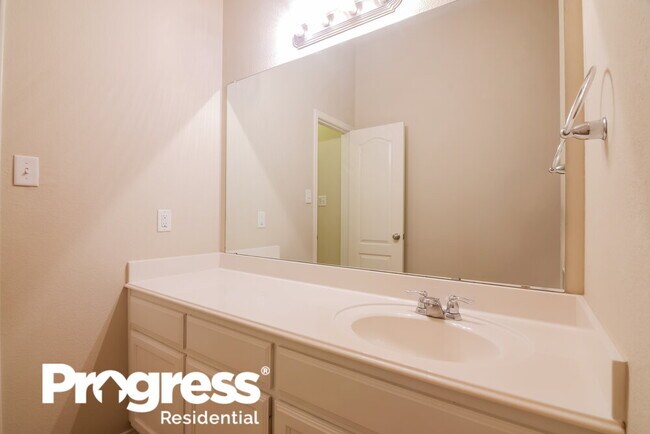 Building Photo - 5408 Creek Hill Ln