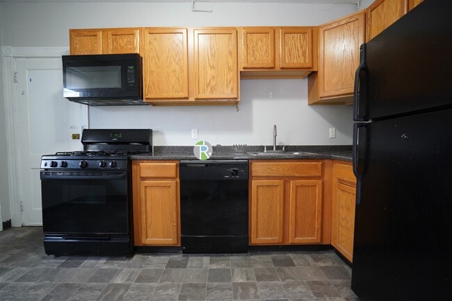 Foto del edificio - 1116 Commonwealth Ave