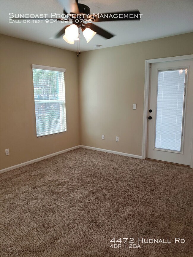 Building Photo - Gorgeous Home with Pool and Large Backyard!!!