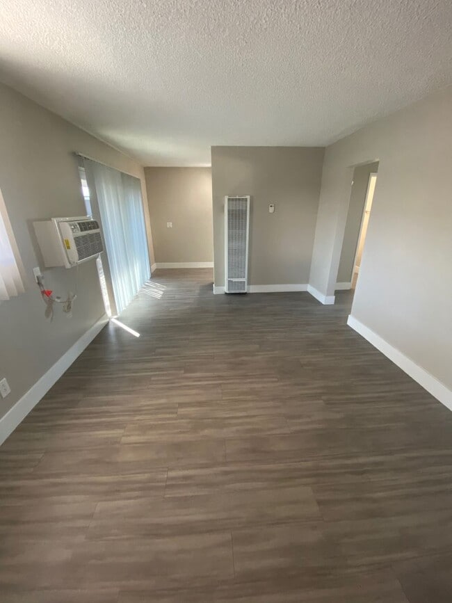 Interior Photo - Willow Glen Apartments