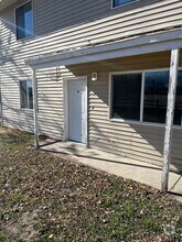 Building Photo - 3299 Lombardy Ln