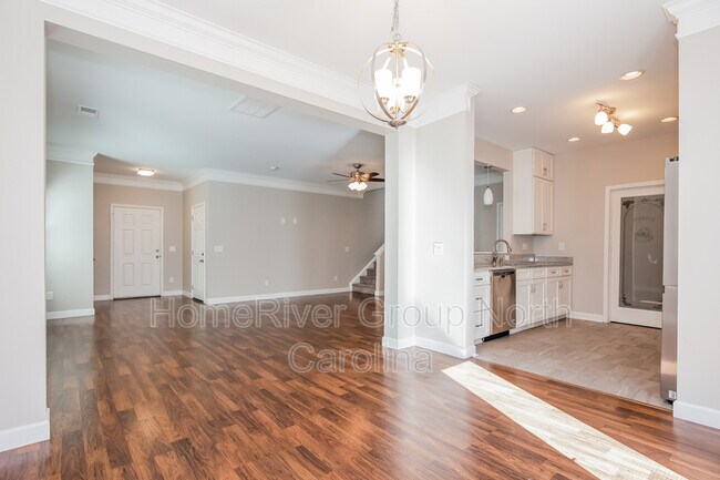 Foto del edificio - 1014 Black Oak Dr