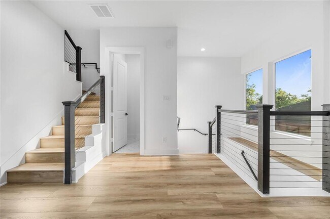 Foto del edificio - 2548 Walcott Ln