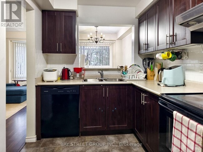 Building Photo - 4600 Kimbermount Ave