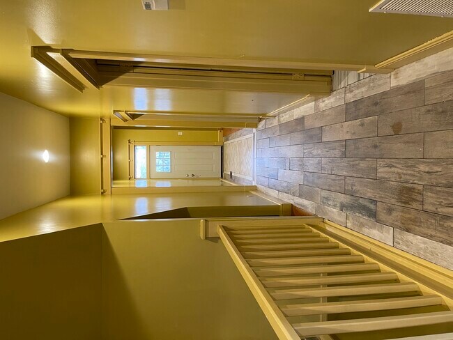 Foto del edificio - 3341 W Walnut St