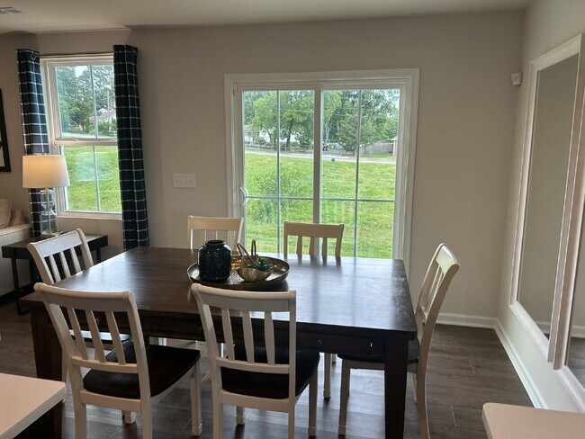 Foto del edificio - Brand New 3-Bed, 2-Bath Ranch Home in Gall...
