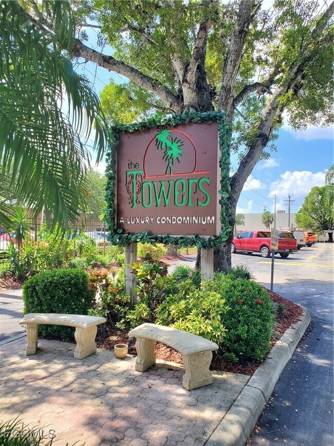 Foto del edificio - 2366 E Mall Dr