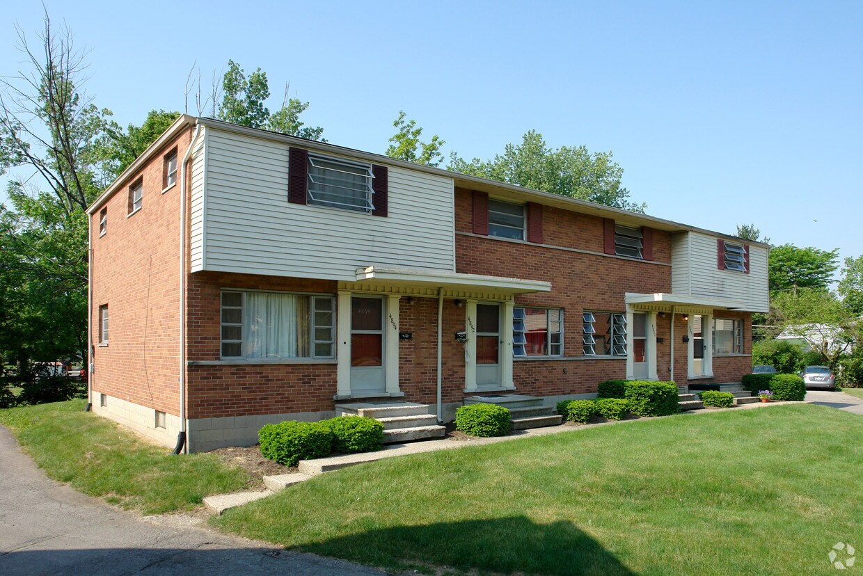 Primary Photo - 4891-4894 Fairway Ct