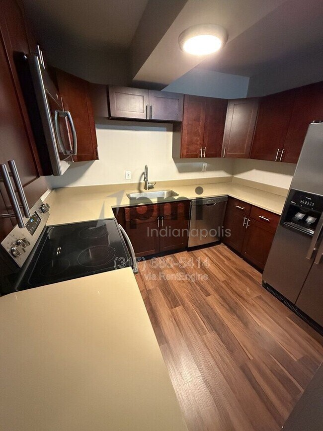 Foto del edificio - 14998 Allisonville Rd