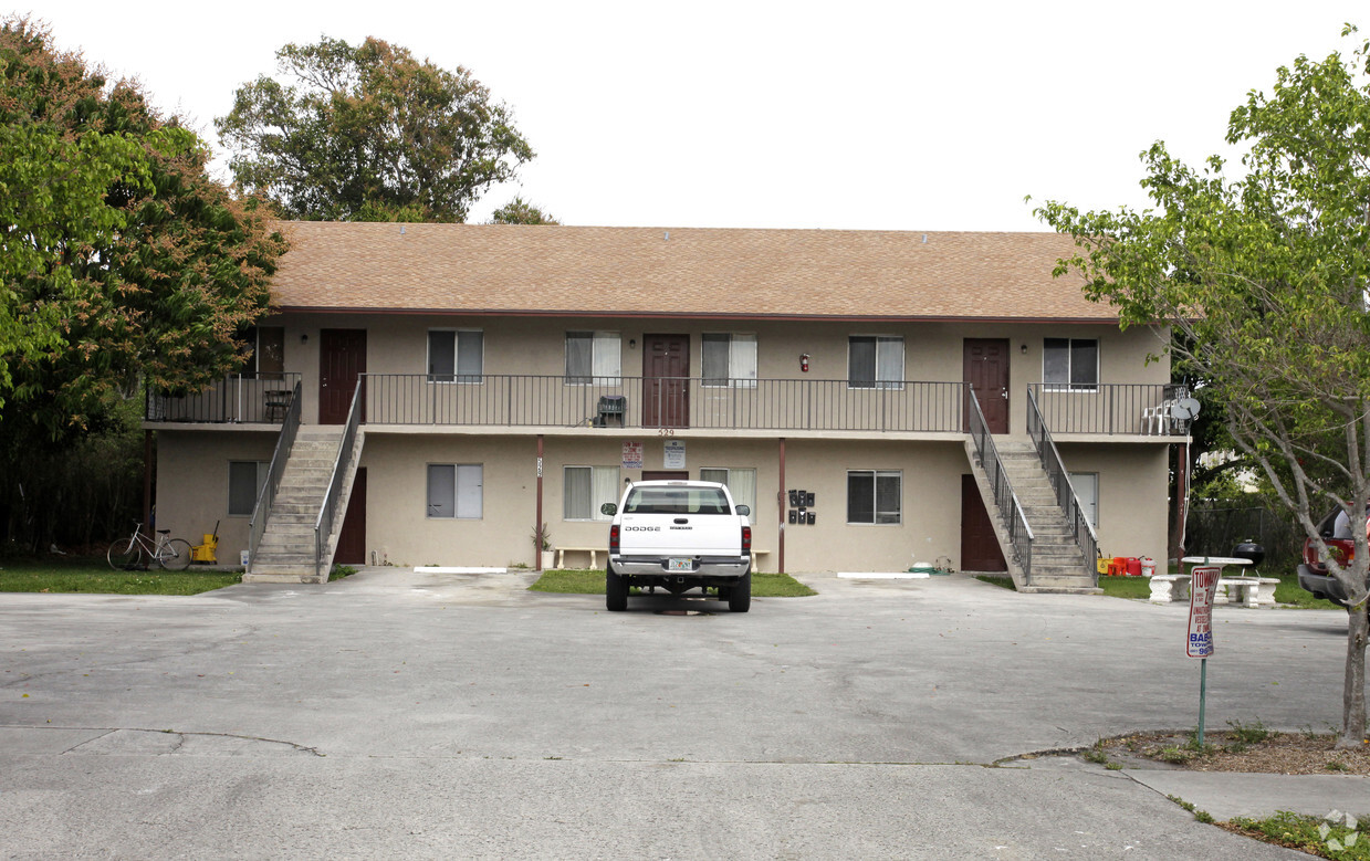 Foto principal - 529 14th St