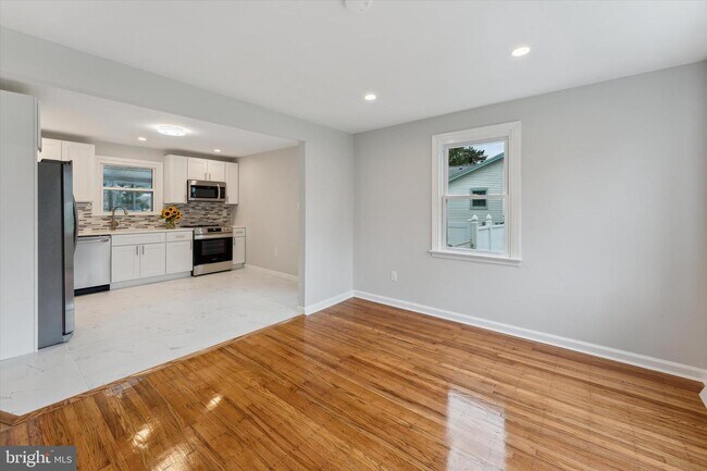 Foto del edificio - 449 Maple St