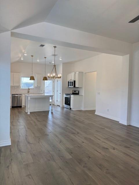 Foto del edificio - 253 Park Ln