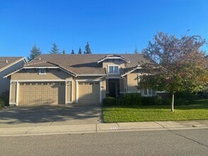 Building Photo - 825 Morton Way
