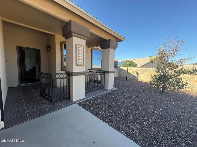 Foto del edificio - 12220 Branell Ln