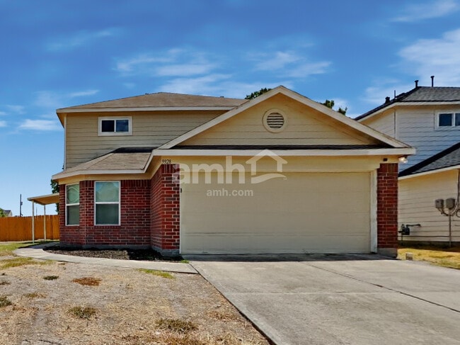 Building Photo - 9928 Grebe Dr